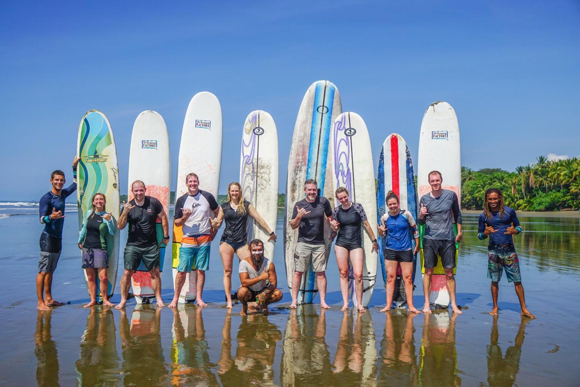 Nomadic Surf Camp Hostel Uvita Exterior photo